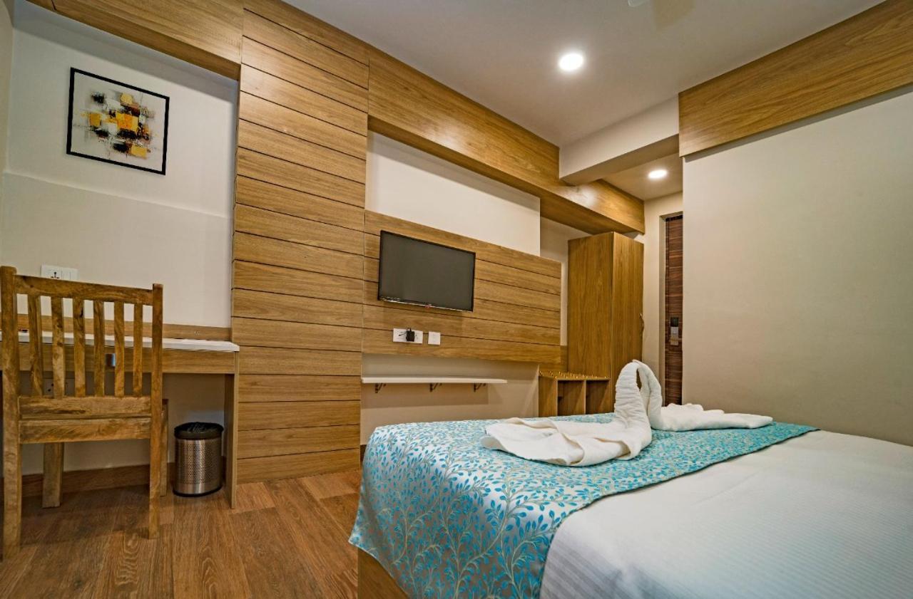 Hotel Wonder Cliff Udaipur Bagian luar foto